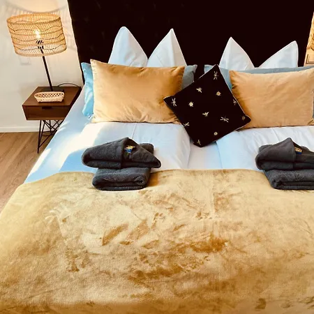 Holiday home Pures Glueck
